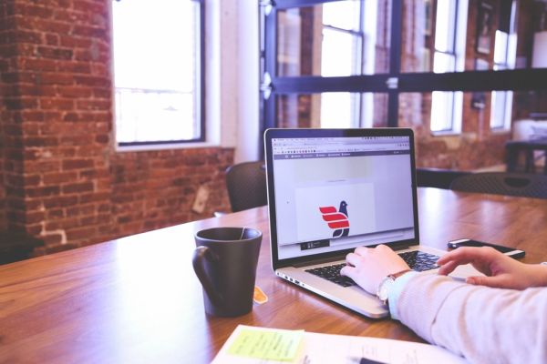 The 4 numbers a business owner should check every week (ignore the rest)